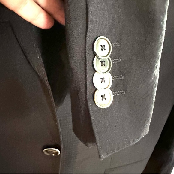 BOSS Hugo Boss Navy Blue 100% Virgin Wool Blazer Jacket 40R EUC Lightweight - Picture 4 of 9